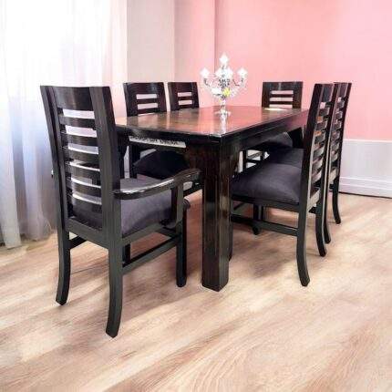 COMEDOR RECTANGULAR BASE LISA PATA CUADRADA RANURADA + 4 SILLAS Y 2 COMENSALES TAPIZ CAFE OSCURO/NEGRO LINO