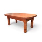 MESA DE CENTRO RUSTICA BASE OVALADA COLOR CAOBA