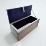 POUF BAÚL DE MADERA PLAZA KING TELA Y COLOR A ELECCIÓN - Imagen 2