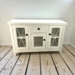 RACK/APARADOR RUSTICO 3 PUERTAS Y 1 CAJÓN COLOR BLANCO