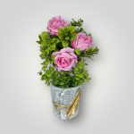 FLORERO CON ROSAS PLASTICAS / MACETA CERAMICA ESTILO LAZO Y PLUMA