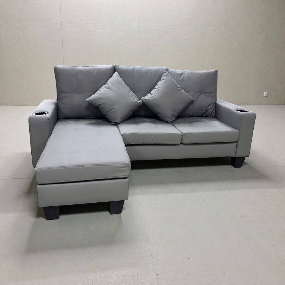 sofa modular gris der SECCIONAL BRAZO RECTO CON POSA VASO Y MODULAR COLOR GRIS DE CUERINA (LEOPAR) - Imagen 1