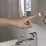 ESPEJO CON LUZ LED TOUCH 60X80 CMS. - Imagen 3