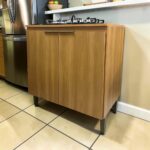 MESON COCINA YARA 2 PUERTAS COLOR FREIJO -JCRV-